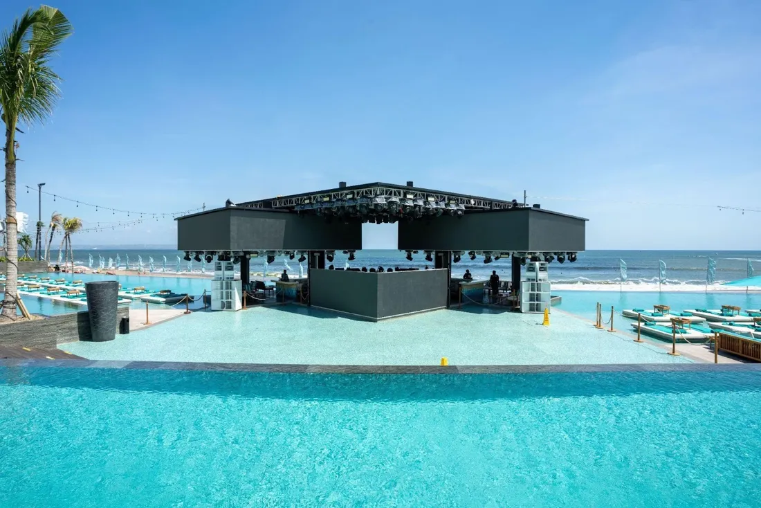 Atlas Beach Club in Canggu