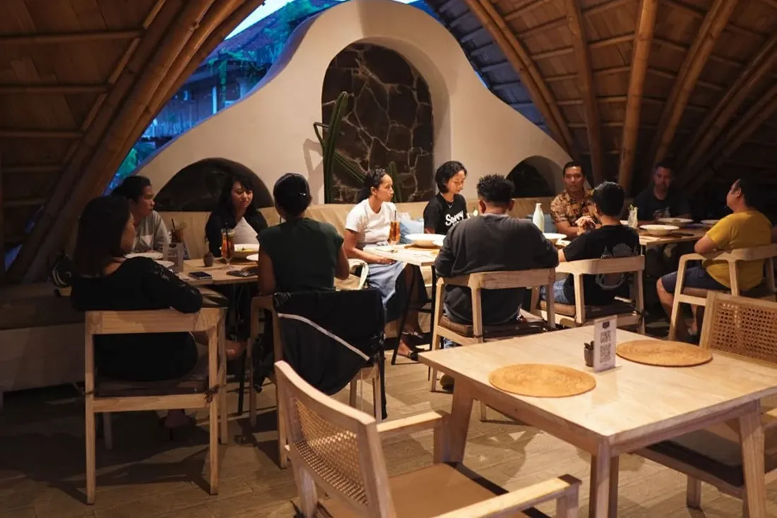 Friends Cafe & Bistro in Ubud