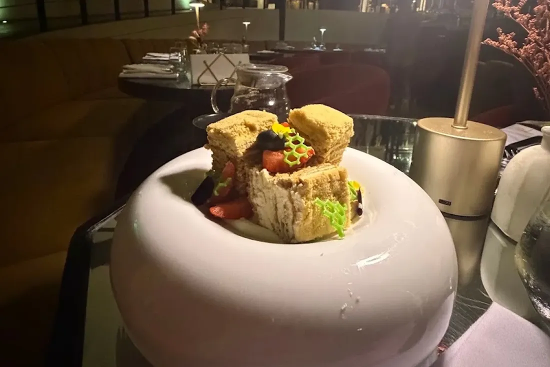 HEDONIST SPACE restaurant | lounge | bar in Uluwatu / Bukit