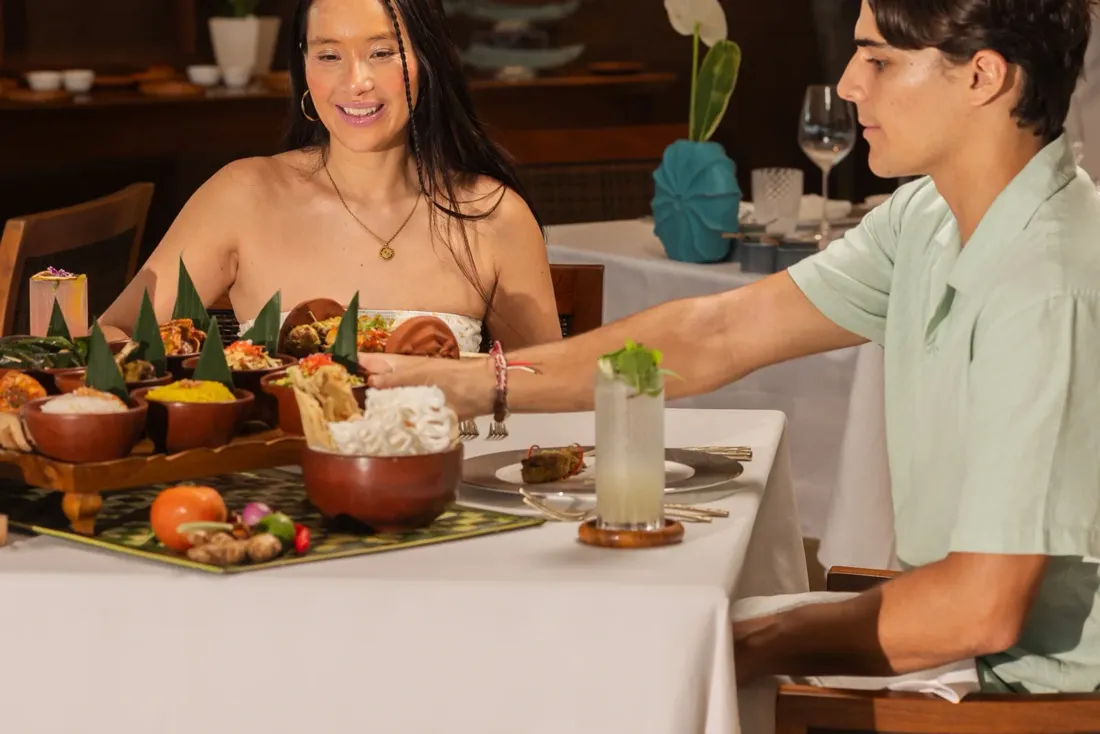 Segaran Dining Terrace at Jumeirah Bali in Uluwatu / Bukit